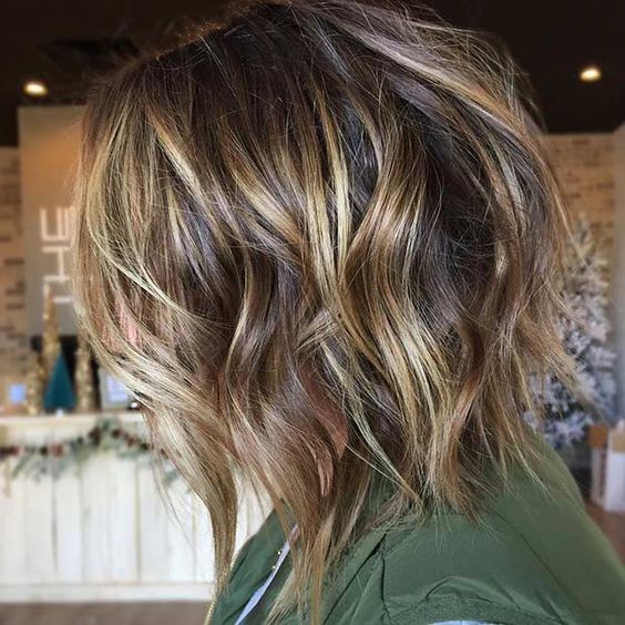 Bobbed with Highlights Hairstyles for Girls with Medium Hair