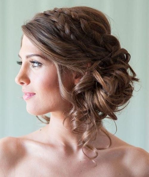 How to Create a Simple Side Bun Hairstyle  The Wedding Community