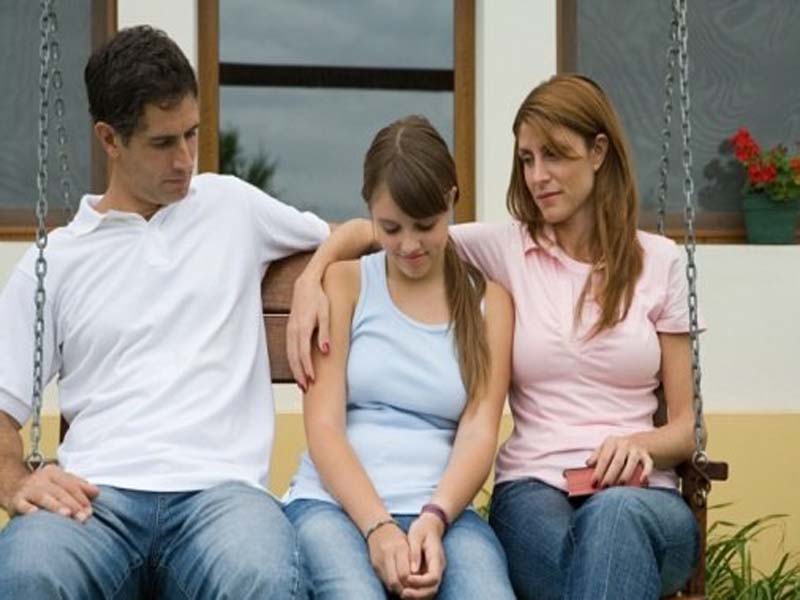 3 Golden Tricks To Convince Your Parents For Love Marriage 2