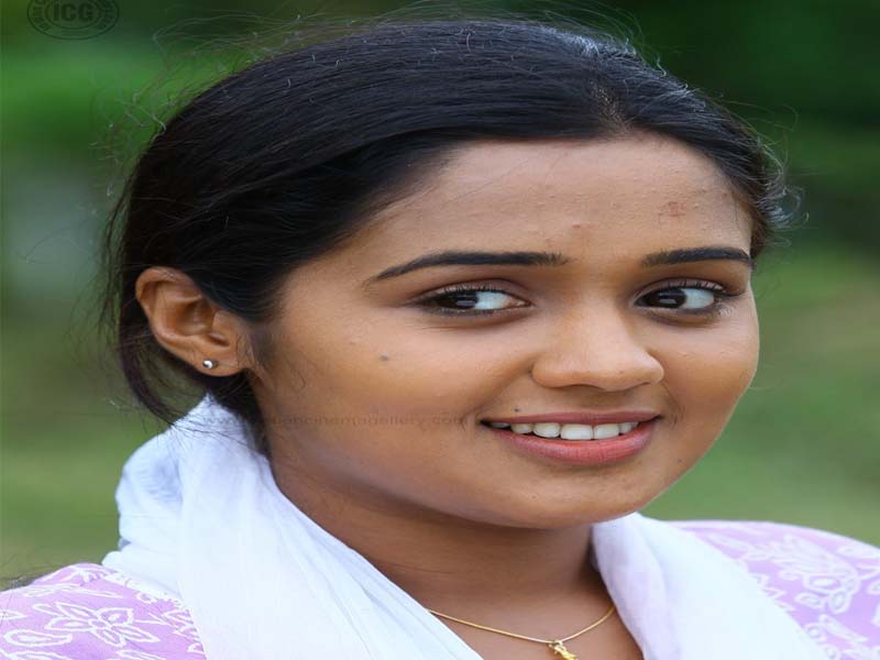 Ananya - Malayalam actresses without makeup