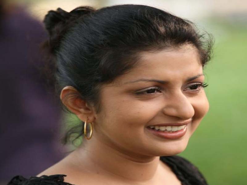 Meera Jasmin - Malayalam actresses without makeup