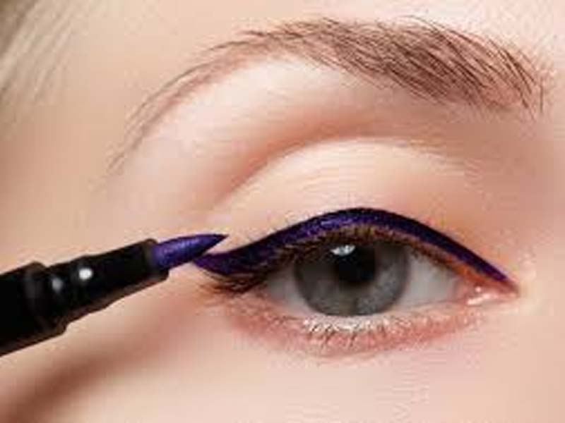 Steps To Follow For A Perfect Bridal Eye Makeup 8