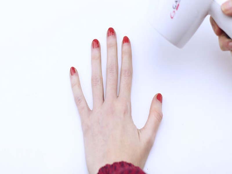 Tutorial - How to Dry Your Nail Polish Faster [With Pictures] 5