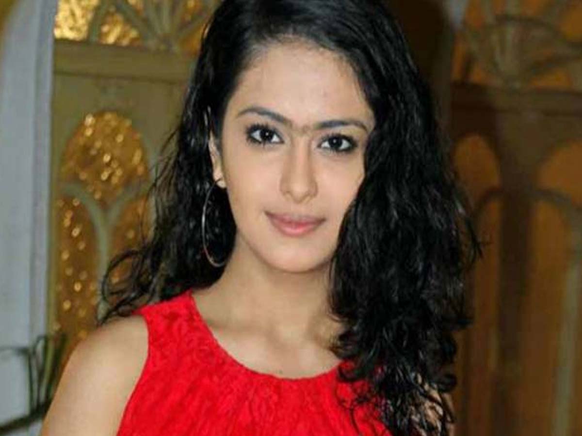 List of 20 Most Beautiful Indian Girls 2020 12