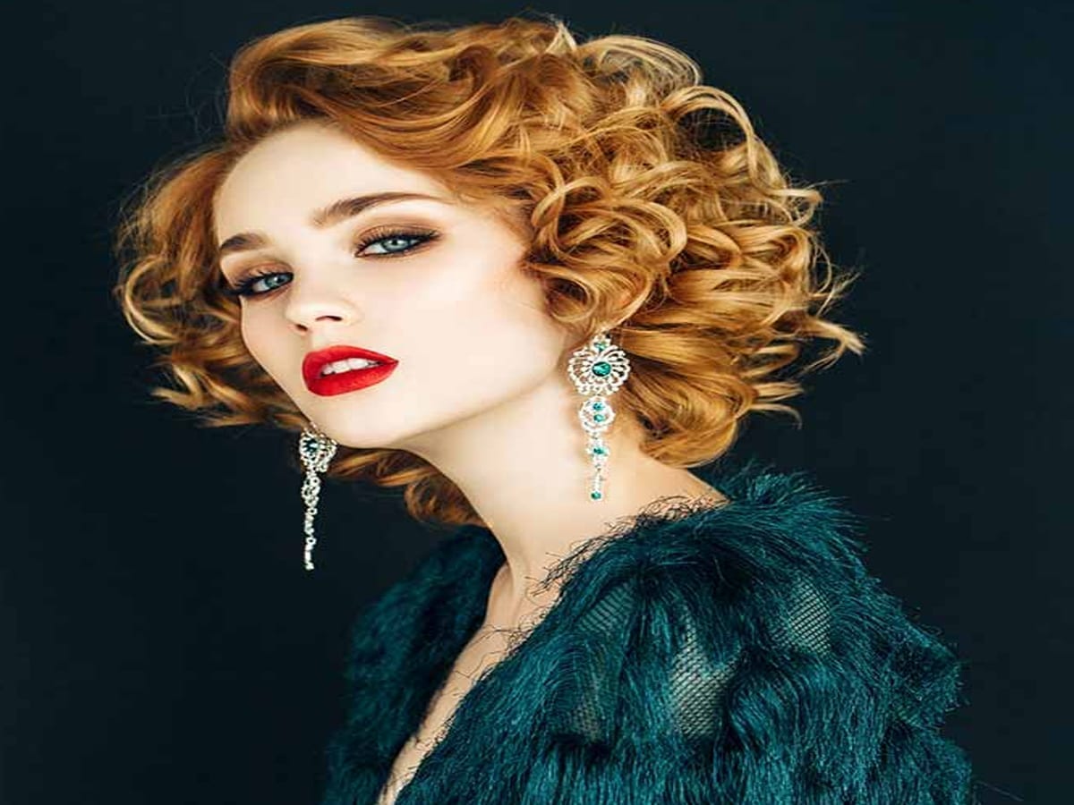 List of Trendy Curly Bob Hairstyles in 2020 10