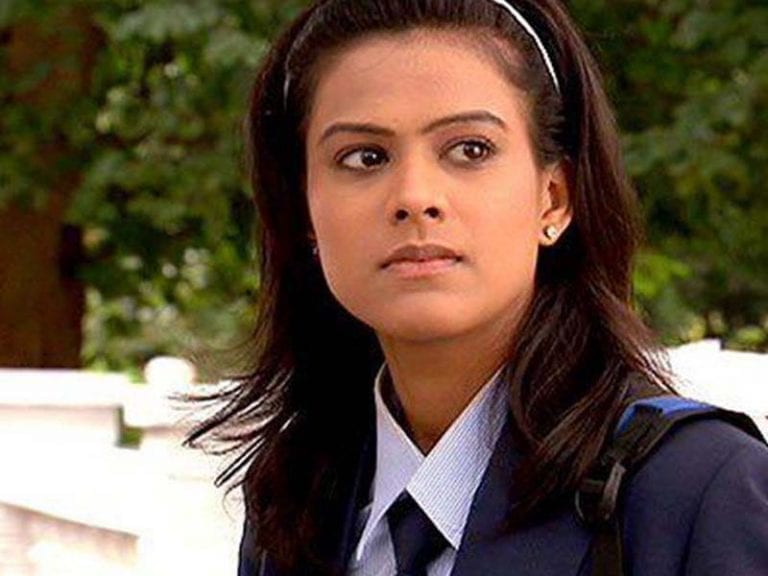 List Of Nia Sharma's Without Makeup Photos - Find Health Tips