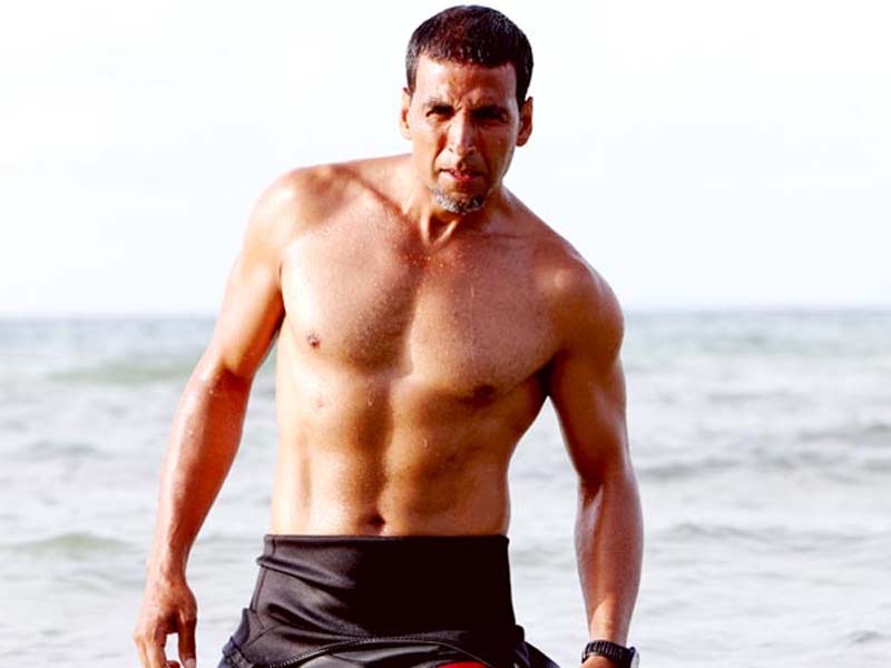 Famous Bollywood Actors With Good Physique 11