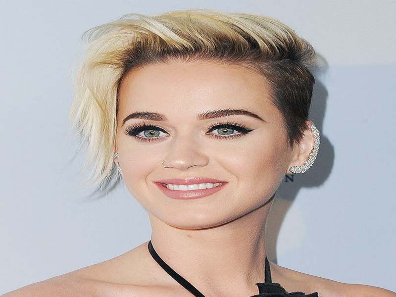 Follow The List Of Short Hairstyles For Women 9