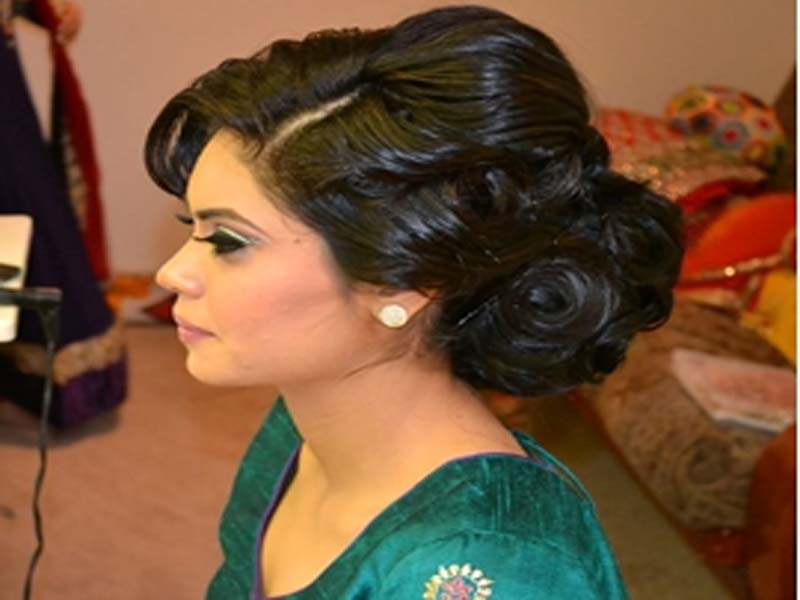 List of Indian Wedding Hairstyles for Women 1