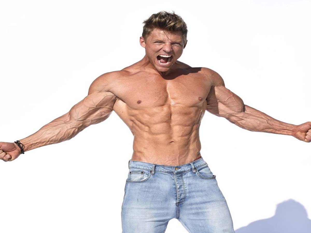 Chest Bigger Workout Tips by Steve Cook 4