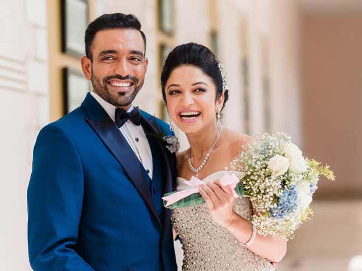 Robin Uthhappa and Sheetal Gautam Uthhappa in their wedding outfit - indian cricketers wife