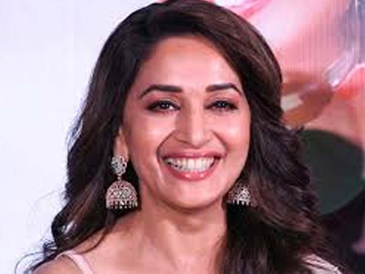 Madhuri Dixit Diet Plan Over 40 Female Diet Chart To Look Young 