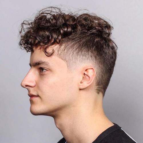 kıvırcık paspas üst saç kesimi - Erkek Saç Modelleri 2019