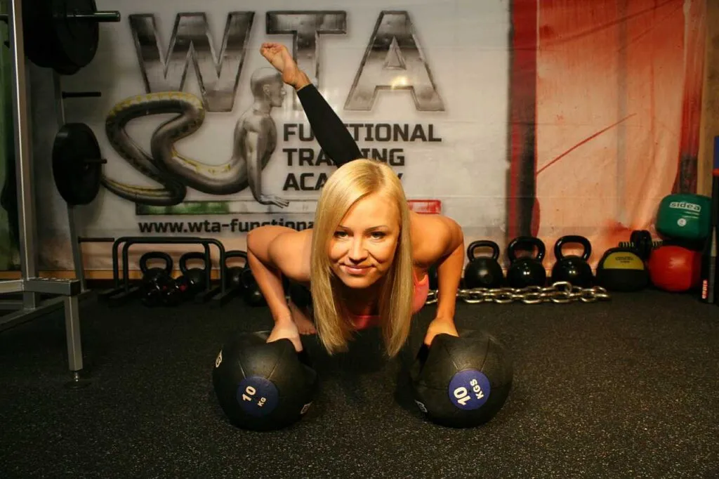 10 Ways To Stick To Your Exercise Routine On Vacation