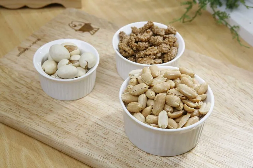 Top 6 Reasons “Nuts” Good for Losing Weight