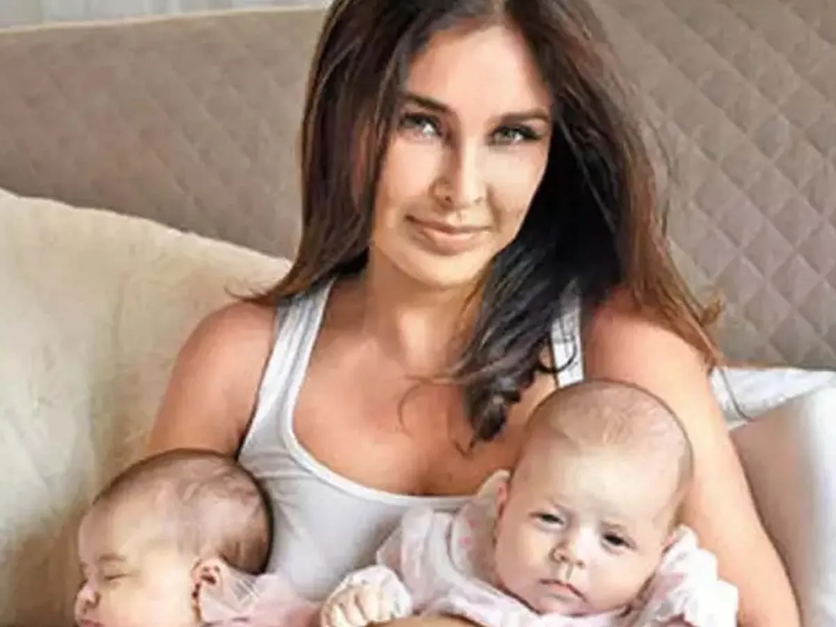 Lisa Ray - Indian celebrities using IVF | celebrities using surrogacy
