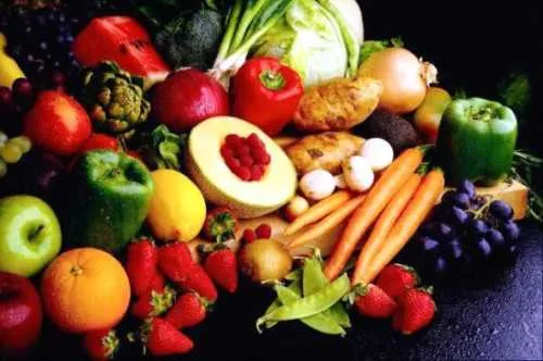 Vegetarian Diet May Cut Colon Cancer Risk