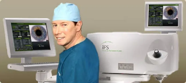 Who is Dr. William A Boothe in Dallas | Is He Best LASIK Surgeon?