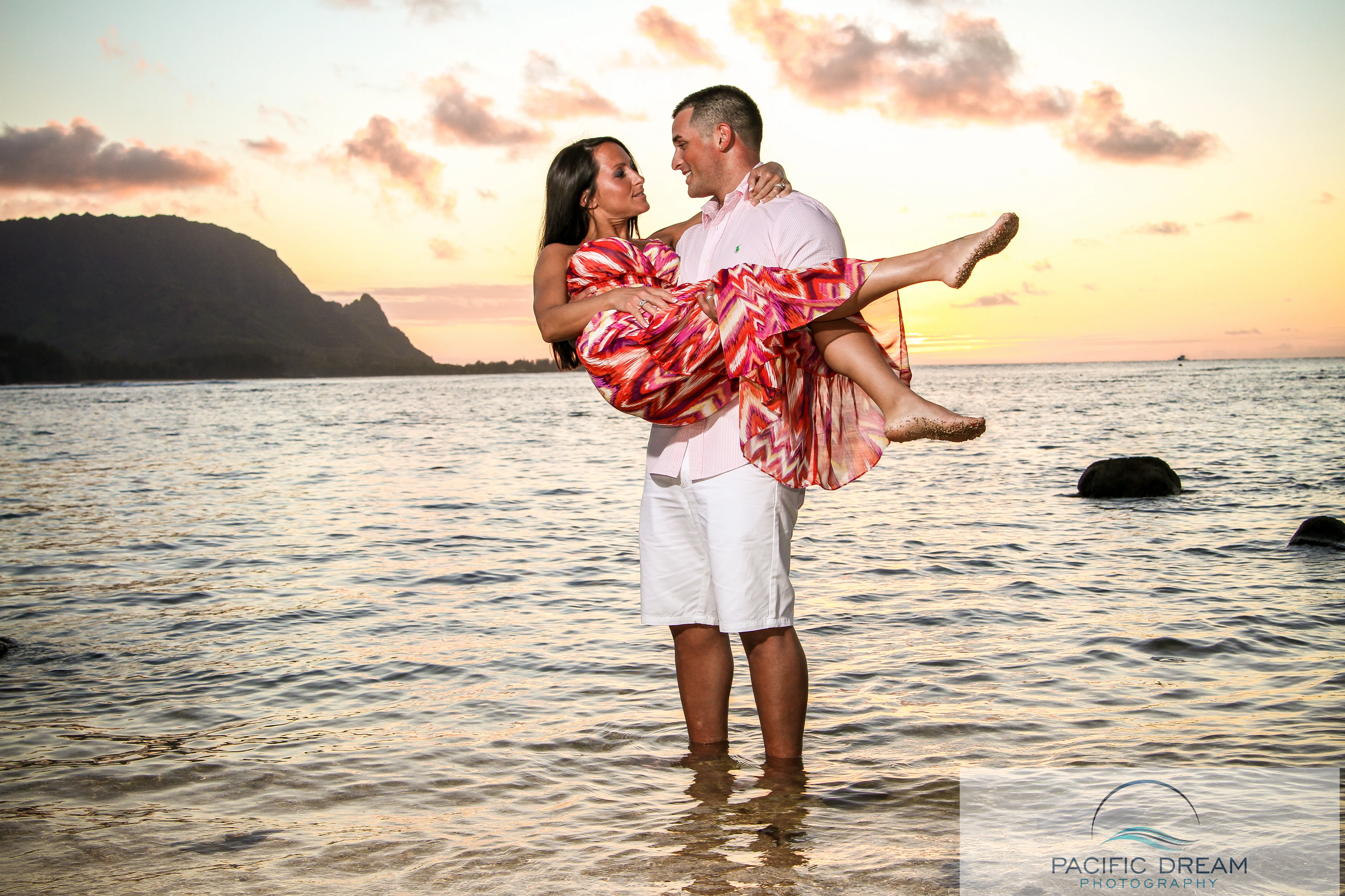 couple honeymoon couple honeymoon