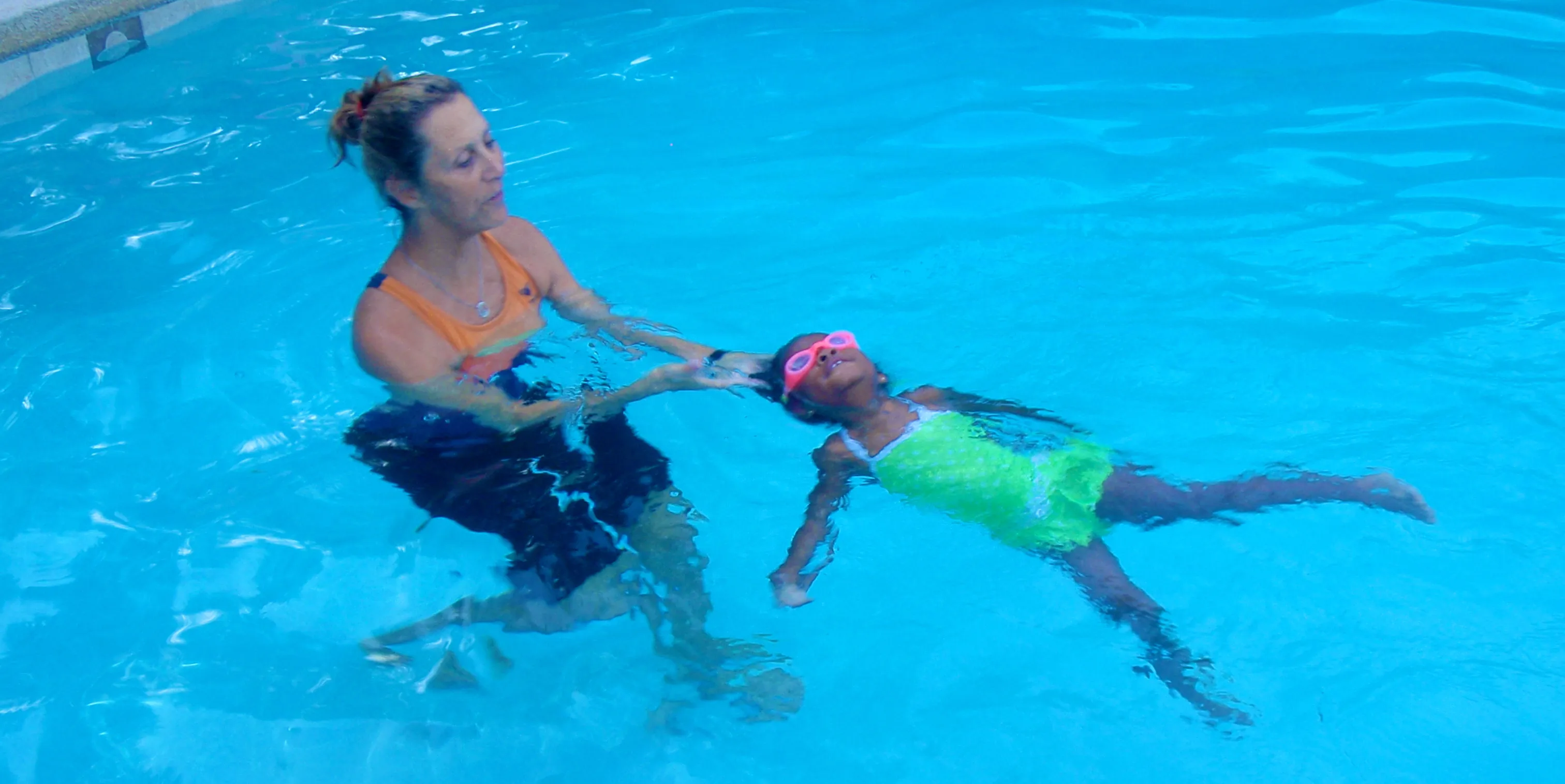 swimming swimming