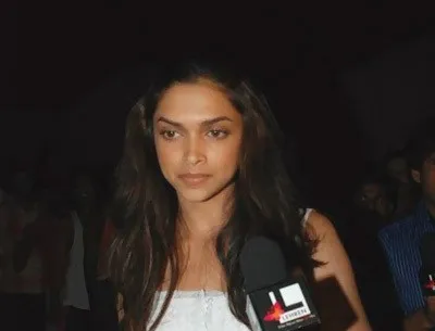 Deepika No Makeup Look at Birthday Party