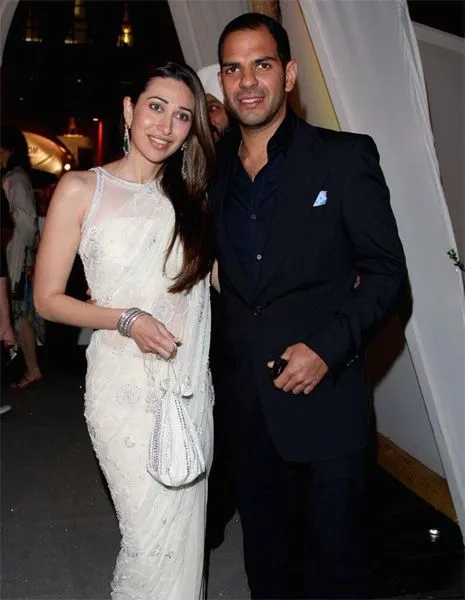 Top Bollywood Actresses Who Got Divorced 1 Karisma Kapoor with her Ex husband Sanjay