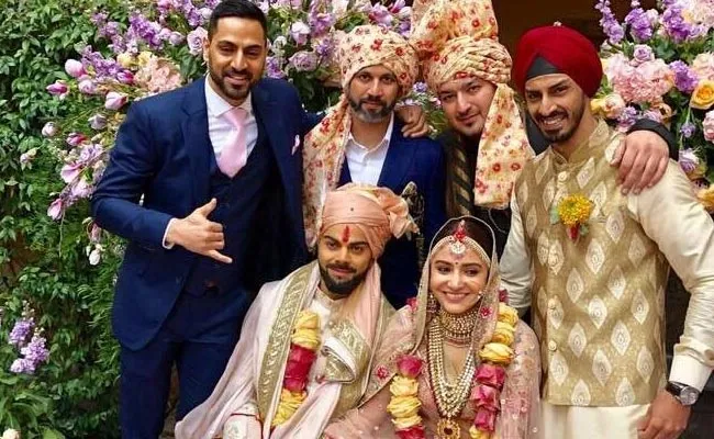 List of Indian Celebrities Who Got Married in 2017 - 2019 21 Anushka Sharma &Virat Kohli Wedding 2017