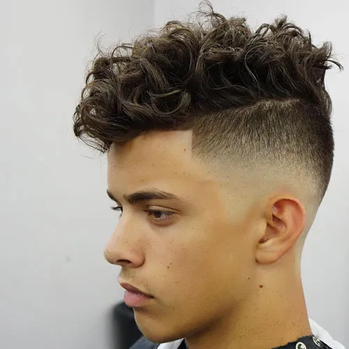 Curly UnderCut Hairstyle for Men Curly UnderCut Hairstyle for Men - latest hairstyle for men 2022