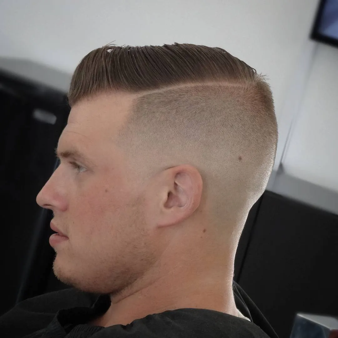 30 Short Latest Hairstyle for Men 2023 2 Under Cut Short Hairstyle for Men