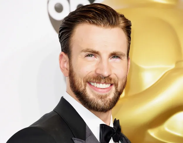 30 Most Handsome Men (Who Never Get Old) in the World 7 Chris Evans handsome men World 2018