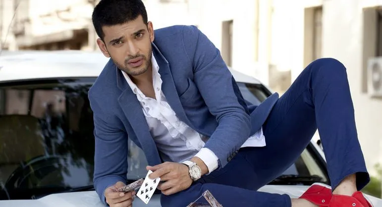 Karan Kundra in blue suit Karan Kundra in blue suit - Most Handsome Indian TV Actors