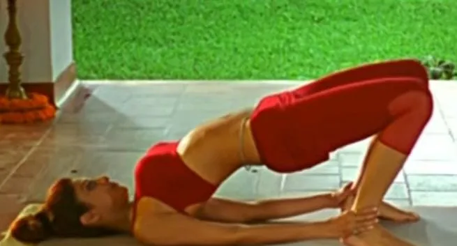 Setu bandhaasana