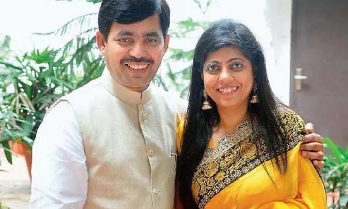 10 Most Beautiful Wives of Indian Politicians 4 Shahnawaz Hussain and Renu Sharma beautiful wife of Indian politician