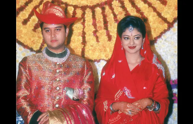 10 Most Beautiful Wives of Indian Politicians 9 Jyotiraditya and Priyadarshini beautiful wife of Indian politician