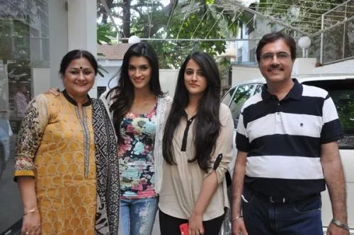 Kriti Sanon without makeup photos