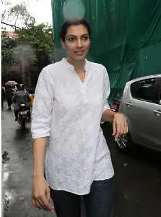 Yukta Mookhey without makeup photos