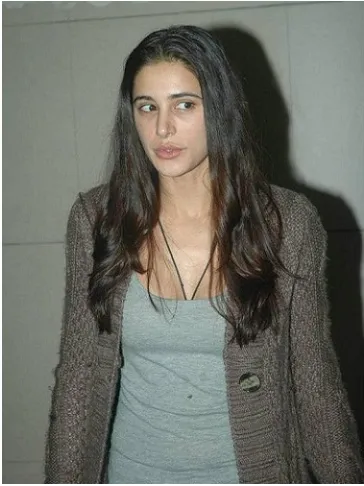 10 Nargis Fakhri No Makeup Pictures 3 Nargis Fakhri No Makeup Photos