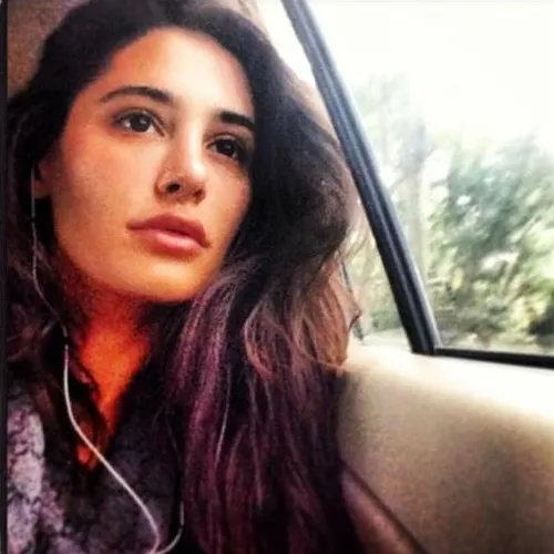 10 Nargis Fakhri No Makeup Pictures 5 Nargis Fakhri No Makeup Photos