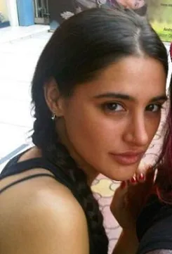 10 Nargis Fakhri No Makeup Pictures 6 Nargis Fakhri No Makeup Photos