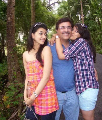 Kriti Sanon without makeup photos