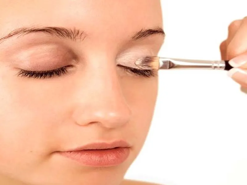 Step By Step Guide For Smokey Eye Makeup 3 Step By Step Guide For Smokey Eye Makeup 3