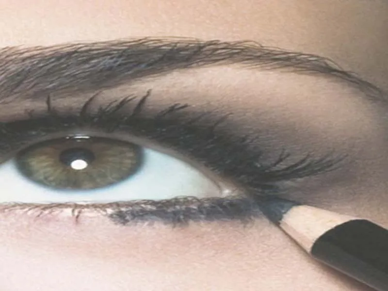 Step By Step Guide For Smokey Eye Makeup 10 Step By Step Guide For Smokey Eye Makeup 10