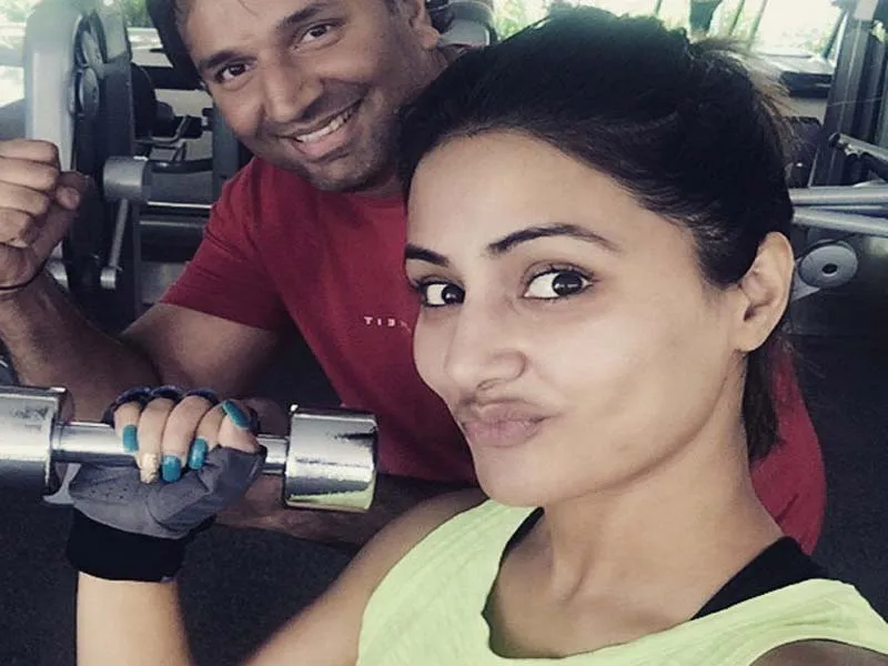 Hina Khan without makeup photos Hina Khan without makeup photos