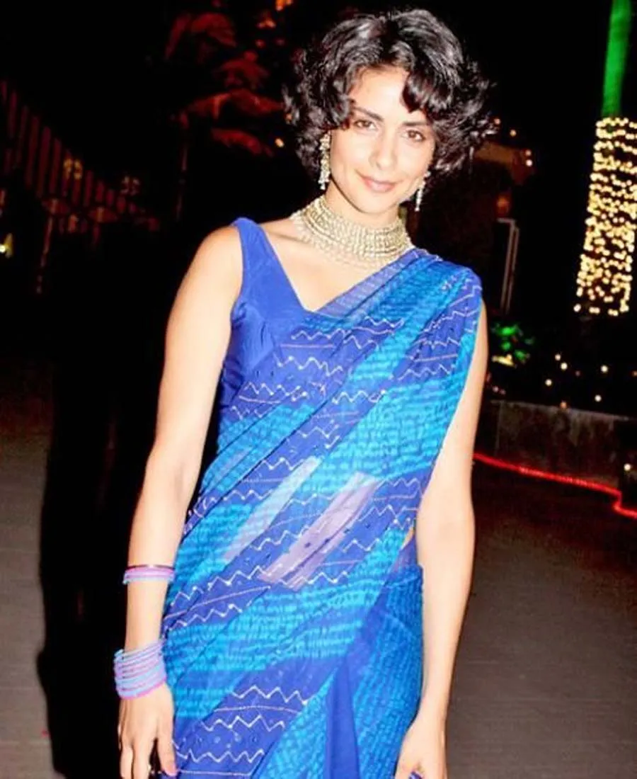 Bollywood Celebrity Best Hairstyles In Saree 6 Bollywood Celebrity Best Hairstyles In Saree 6