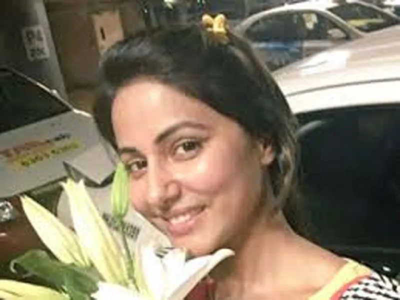 Hina Khan without makeup photos Hina Khan without makeup photos