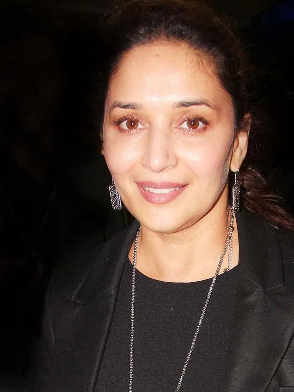 madhuri dixit no makeup photos