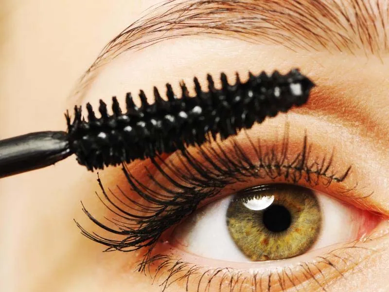 Steps To Follow For A Perfect Bridal Eye Makeup 9 Steps To Follow For A Perfect Bridal Eye Makeup 9