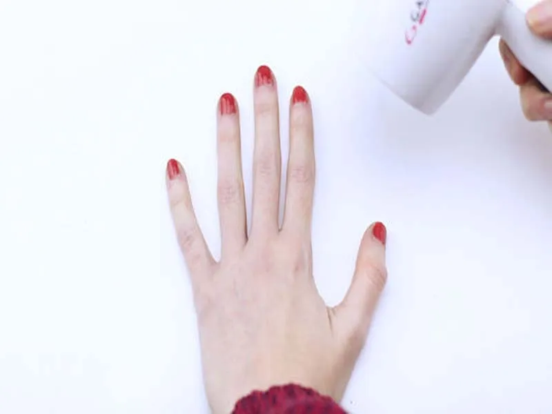 Tutorial - How to Dry Your Nail Polish Faster [With Pictures] 5