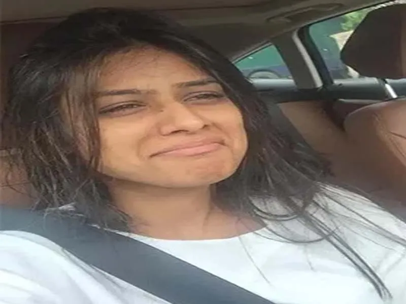 List of Nia Sharma's Without Makeup Photos 1