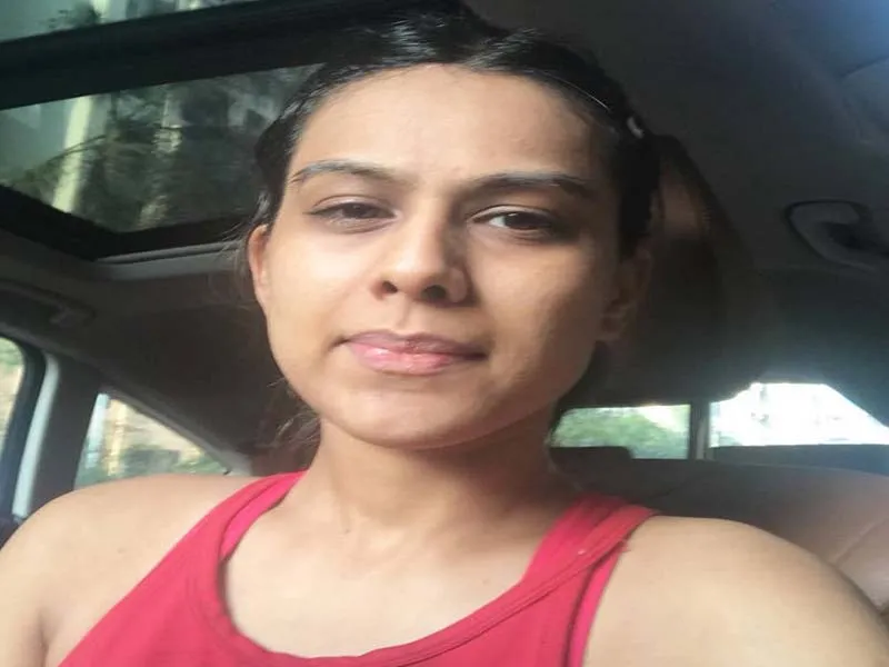Nia Sharma - TV Actress without makeup photos